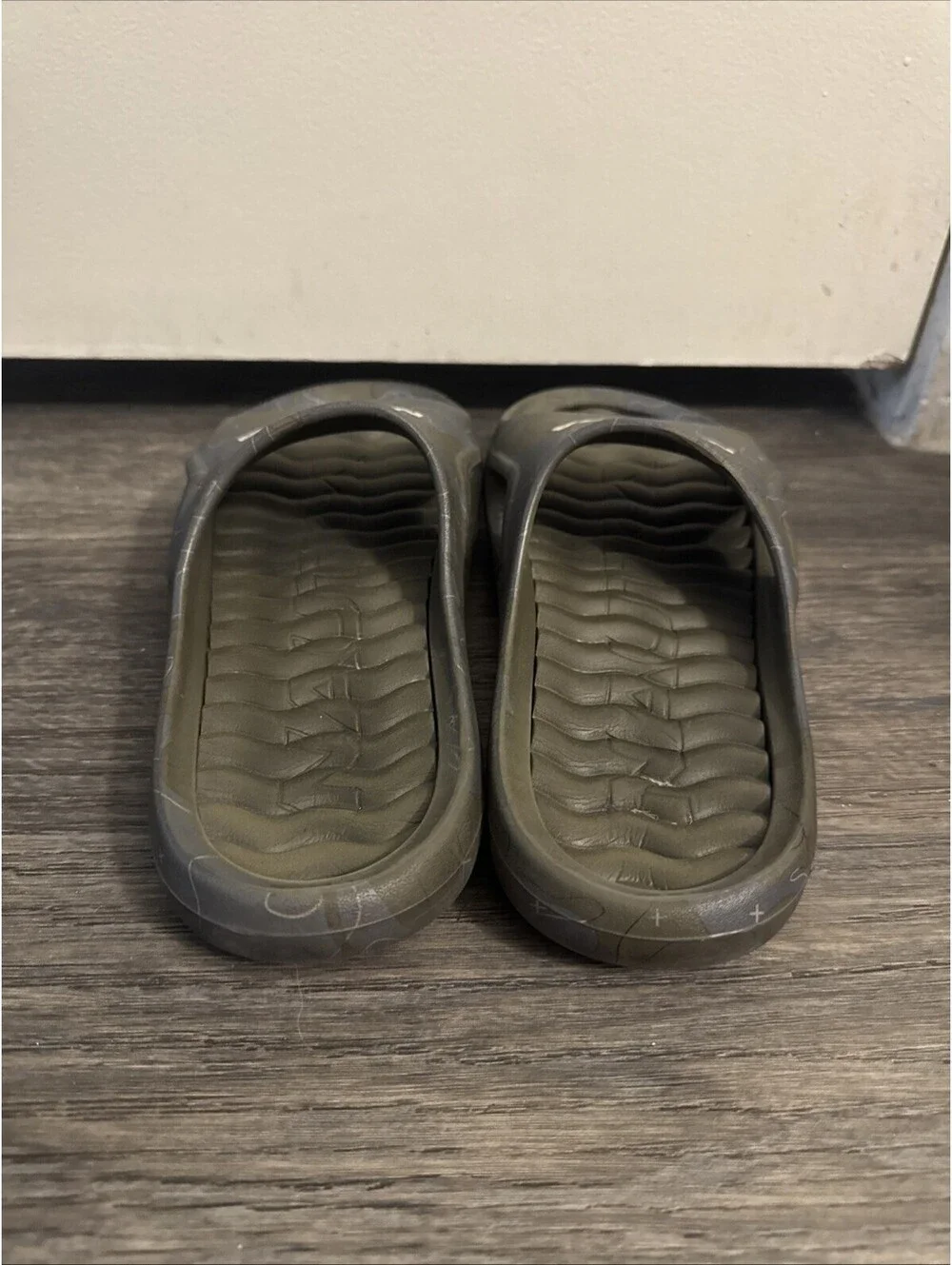 Nautica Kyan Men’s Camo Shower Slide Sandals Olive Green Water Shoes Size 7